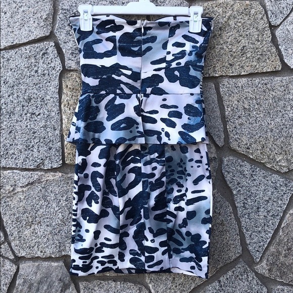 XOXO strapless peplum dress - Picture 2 of 8